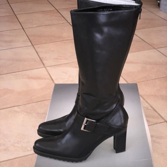 Franco Sarto Black Boots - Picture 2 of 6